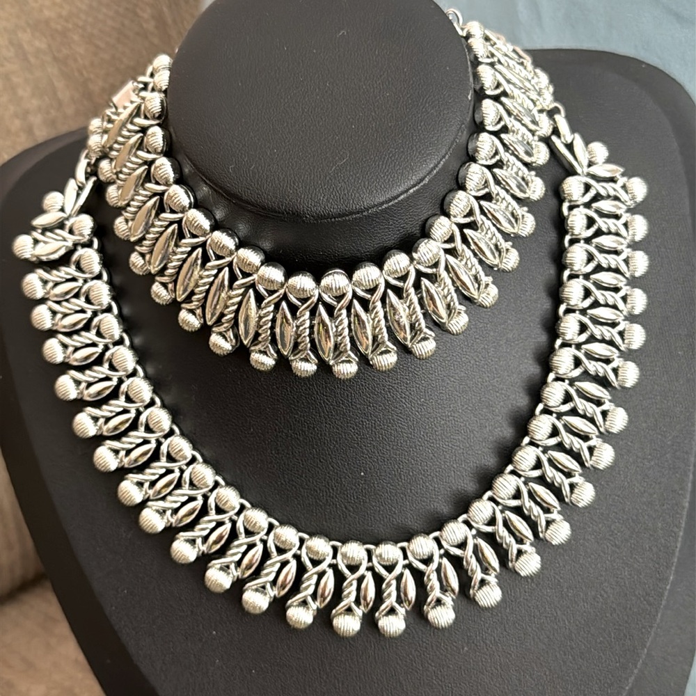 Chunky Coro Vintage Silver Tone Necklace & Bracelet Set